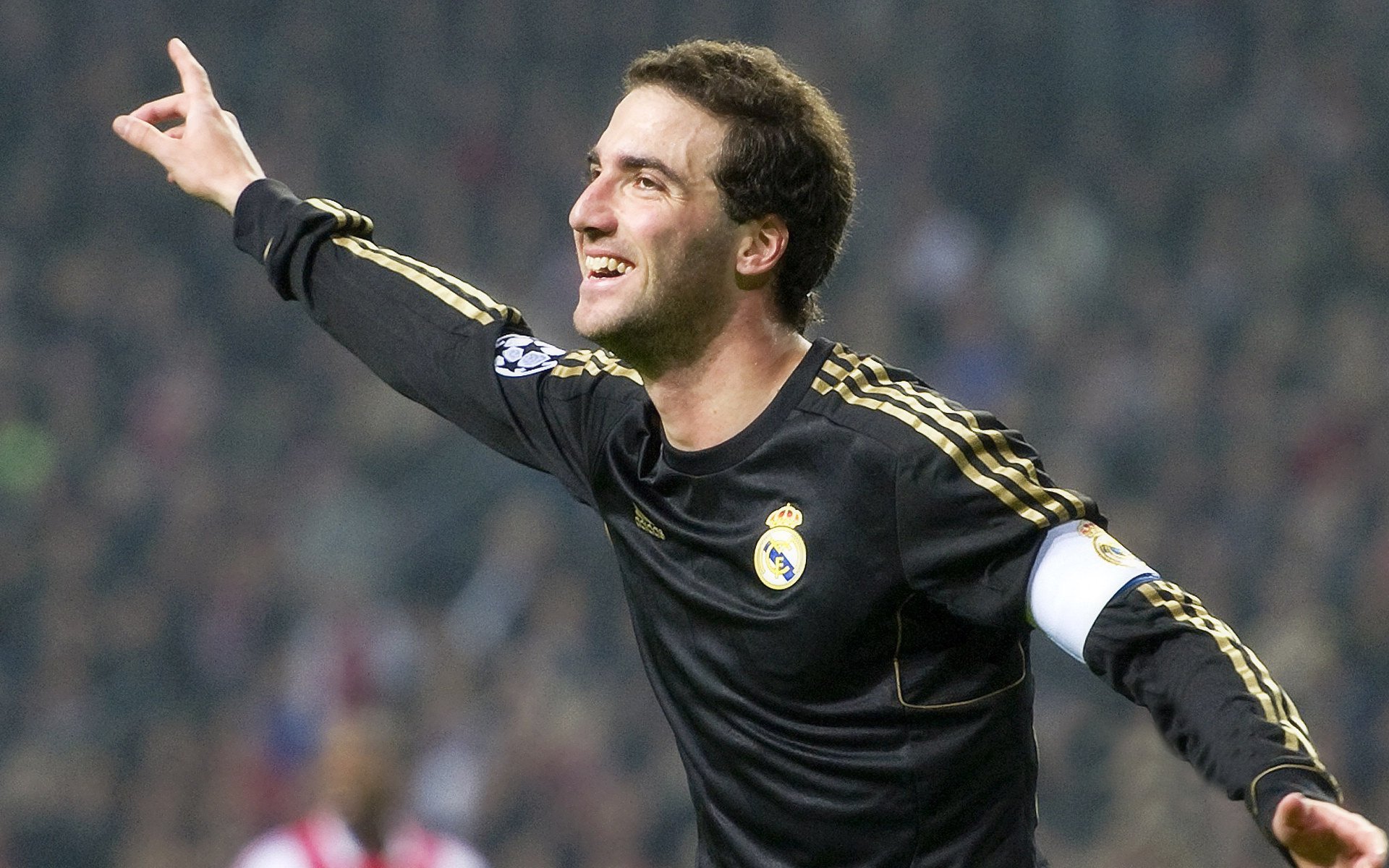 亚冠联赛国家队爆冷 球迷分析战术漏洞,亚冠联赛扩军